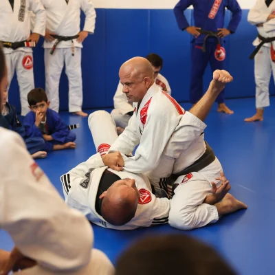 Jiu-Jitsu para Adultos: Saúde, Autoconfiança e Evolução Pessoal em Qualquer Idade